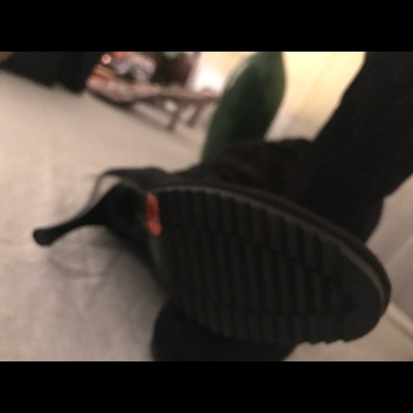 💞BCBG eneration black suede boots - Picture 6 of 6